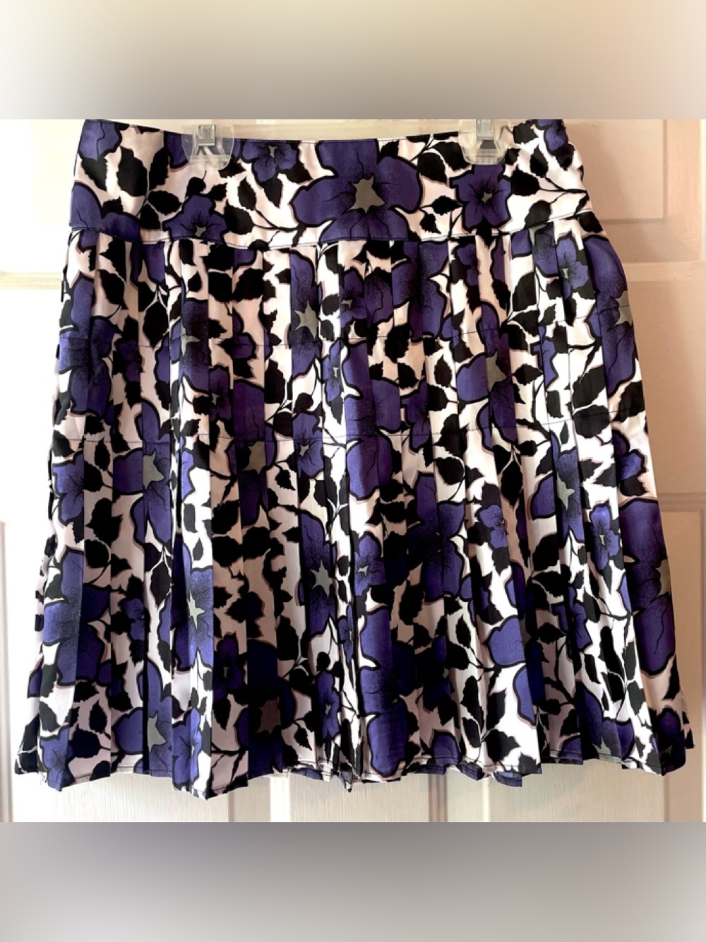 Charlotte Russe Indigo Blue White Black Floral Tiered Pleats Poly Satin Skirt 5